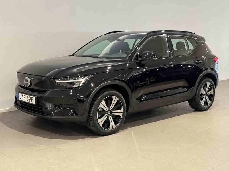 Svart Begagnad 2023 Volvo XC40 Single Motor SUV | 369 500 kr - Bild 1/1