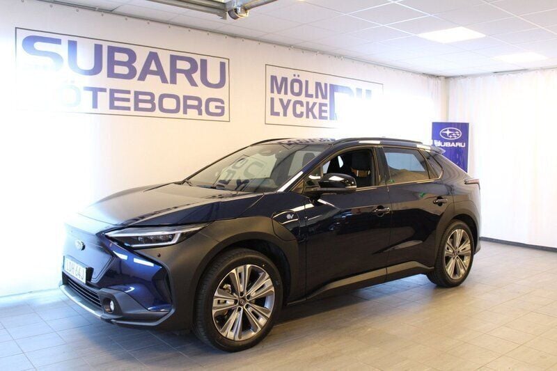 Blå Begagnad 2024 Subaru Solterra SUV | 399 900 kr - Bild 1/4