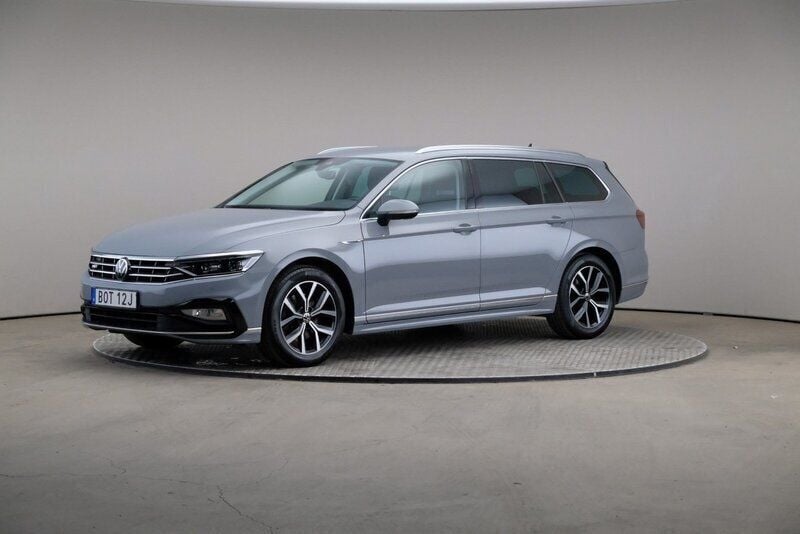 Grå Begagnad 2022 VW Passat Executive Kombi | 279 000 kr (Bra pris) - Bild 1/4