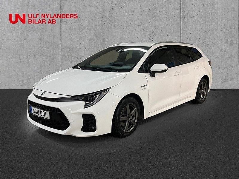 Vit Begagnad 2021 Suzuki Swace Kombi | 214 900 kr (Marknadspris) - Bild 1/4