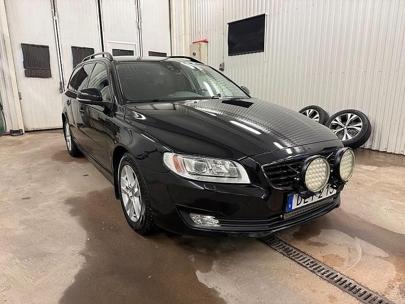Begagnad Volvo V70 181 HK (133 kW) 2014 Svart Kombi