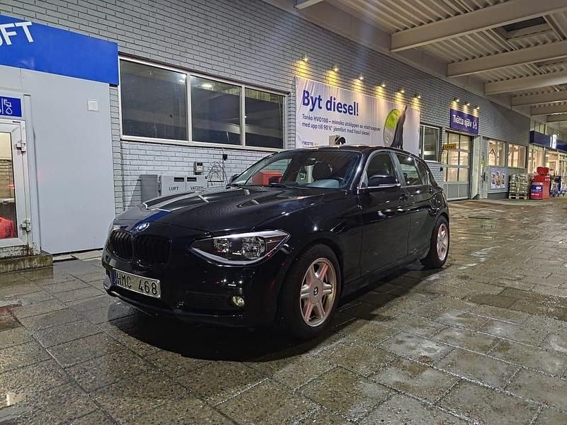 Begagnad BMW 118 143 HK (105 kW) 2012 Halvkombi