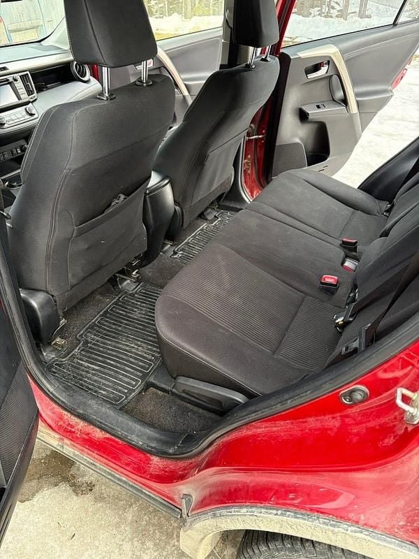 Begagnad Toyota RAV4 151 HK (111 kW) 2014 SUV