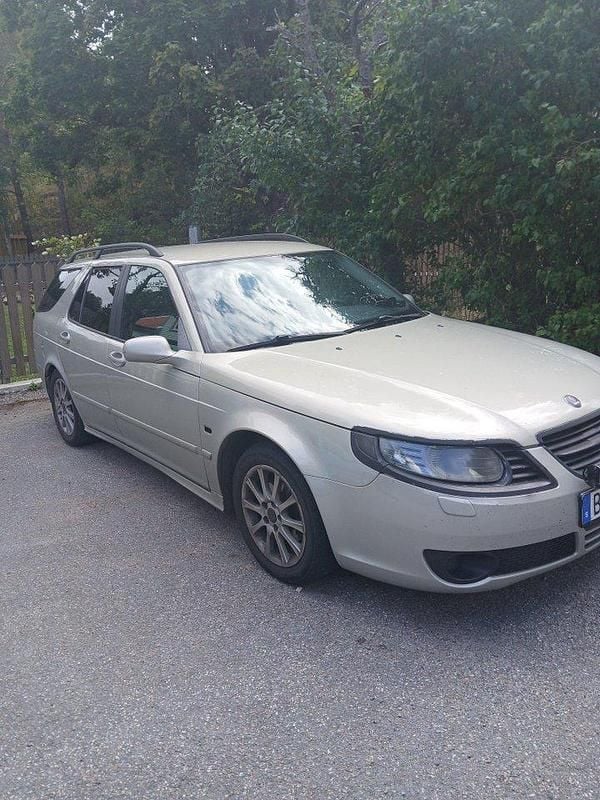 Begagnad 2006 Saab 9-5 Kombi | 13 900 kr - Bild 1/4