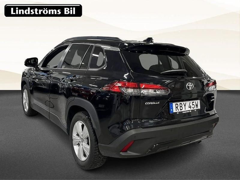 Begagnad Toyota Corolla Cross Executive 200 HK (147 kW) 2025 Svart SUV