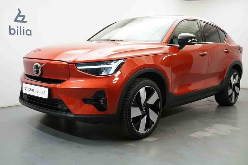 Röd Begagnad 2023 Volvo EC40 SUV | 379 900 kr (Marknadspris) - Bild 1/1