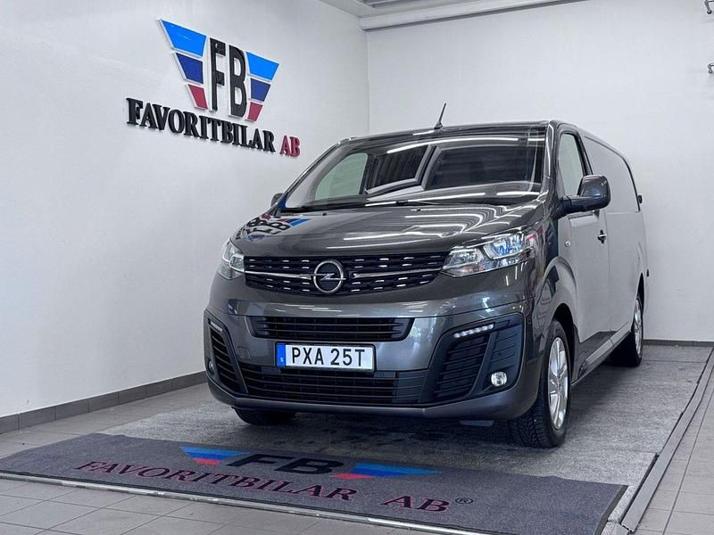 Grå Begagnad 2021 Opel Vivaro Van | 199 000 kr (Marknadspris) - Bild 1/4