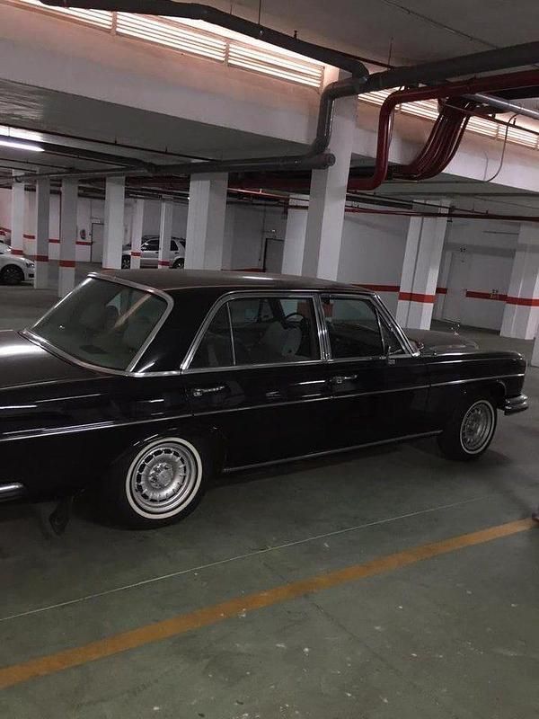 Begagnad Mercedes 300 200 HK (147 kW) 1971 Sedan
