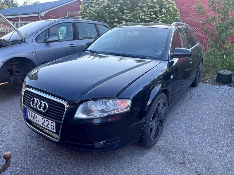 Svart Begagnad 2006 Audi A4 Comfort Kombi | 10 000 kr (Superpris) - Bild 1/4