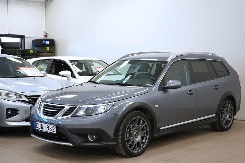 Begagnad Saab 9-3X 209 HK (153 kW) 2010 Grå Kombi