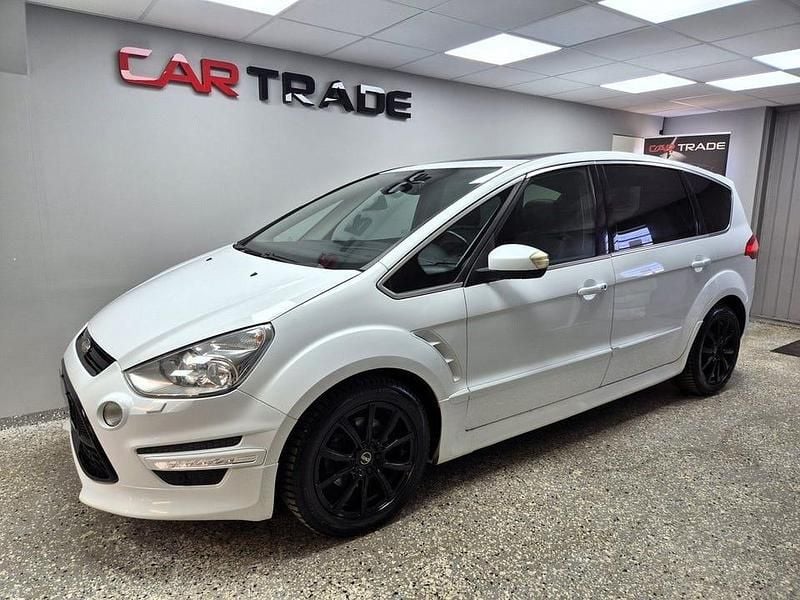 Begagnad Ford S-MAX Business Edition 163 HK (119 kW) 2012 Vit Minibuss