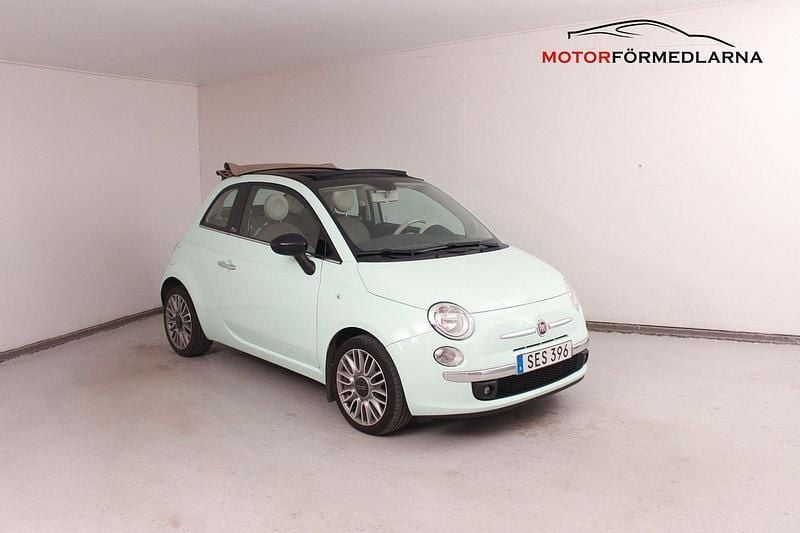Grön Begagnad 2015 Fiat 500C Lounge Cab | 67 900 kr (Marknadspris) - Bild 1/4