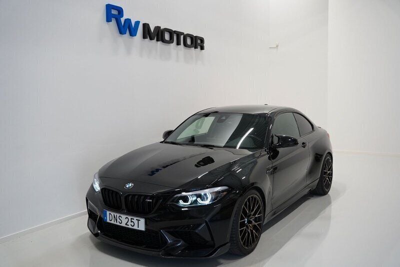 Svart Begagnad 2019 BMW M2 Competition Edition Sportkupé | 569 900 kr (Marknadspris) - Bild 1/4