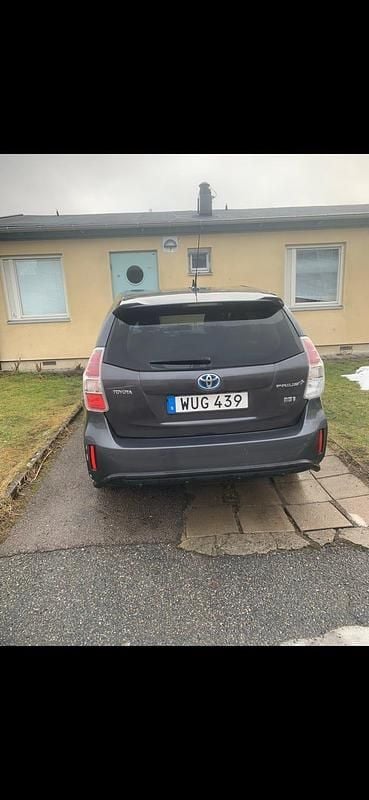 Begagnad Toyota Prius+ 136 HK (100 kW) 2015 Minibuss