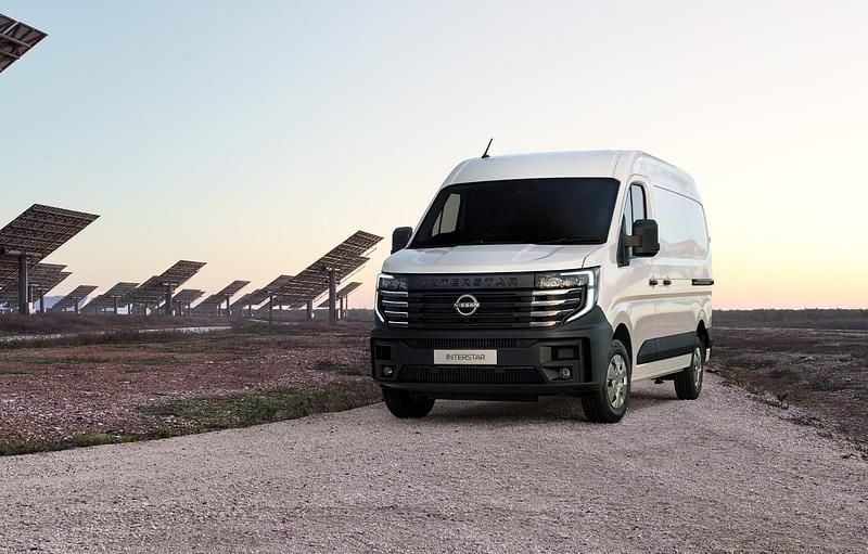 Ny 2025 Nissan Interstar Van | 392 500 kr - Bild 1/4