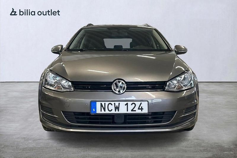 Begagnad VW Golf VII 110 HK (80 kW) 2016 Grå Kombi