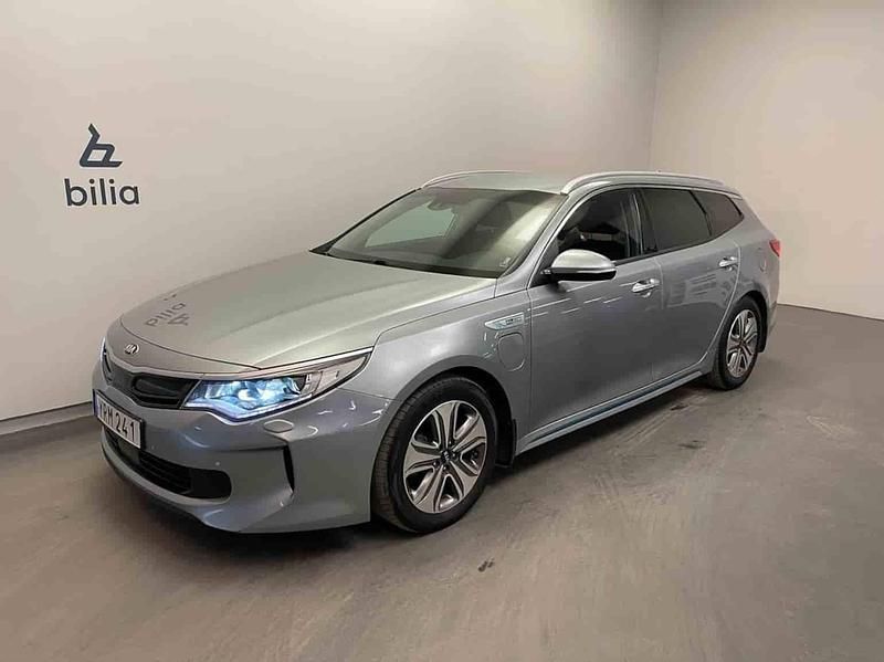 Grå Begagnad 2018 Kia Optima Sport Kombi | 209 500 kr (Lite dyr) - Bild 1/1