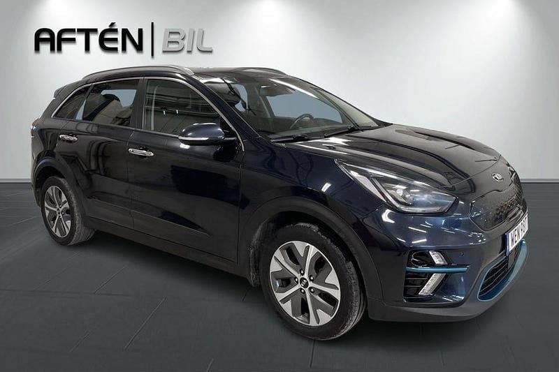 Begagnad Kia e-Niro Advance 150 kW (204 HK) 2019 Blå SUV
