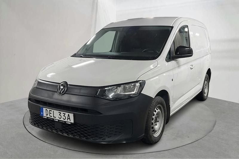 Vit Begagnad 2021 VW Caddy Minibuss | 135 000 kr (Marknadspris) - Bild 1/4