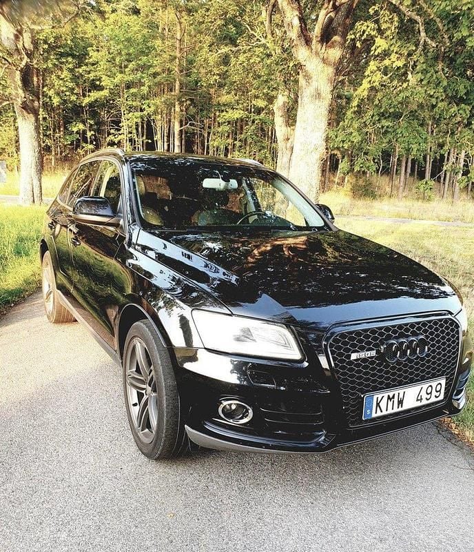 Svart Begagnad 2013 Audi Q5 Design SUV | 119 000 kr (Marknadspris) - Bild 1/4
