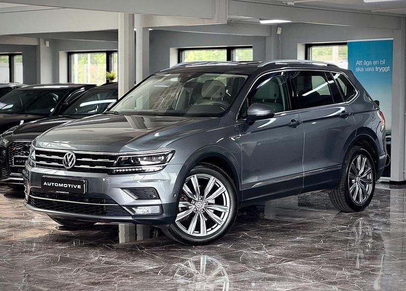 Mörkgrå (grå) Begagnad 2018 VW Tiguan Allspace GT SUV | 279 900 kr (Bra pris) - Bild 1/4
