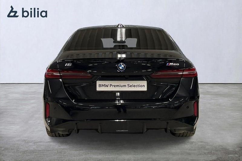 Begagnad BMW i5 Comfort Edition 442 kW (601 HK) 2023 Svart Sedan
