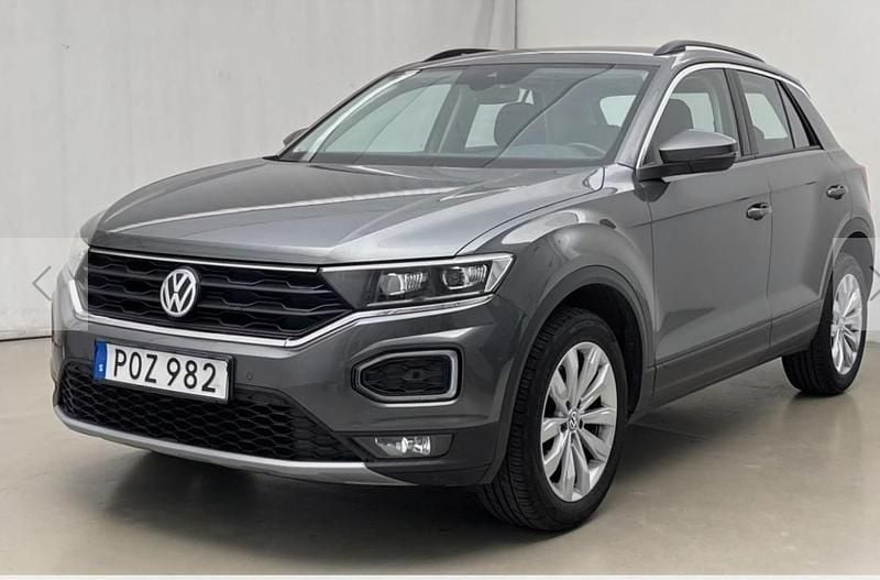 Grå Begagnad 2018 VW T-Roc SUV | 159 900 kr (Marknadspris) - Bild 1/4
