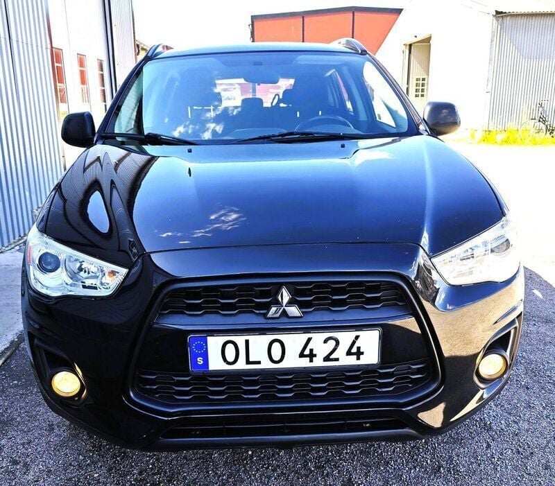 Svart Begagnad 2014 Mitsubishi ASX SUV | 78 000 kr (Superpris) - Bild 1/4