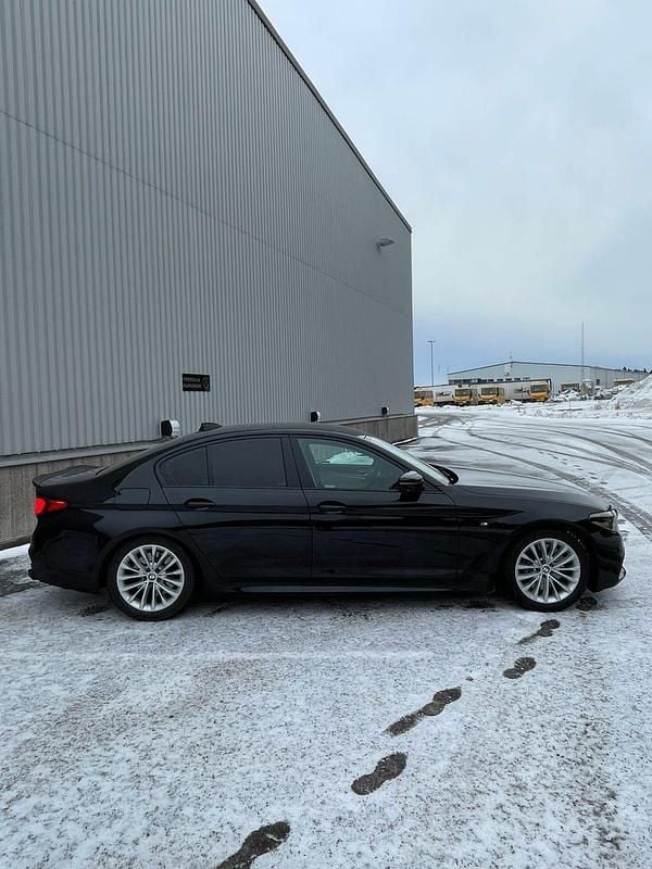 Begagnad BMW 540 340 HK (250 kW) 2018 Blacksapphire metallic Sedan