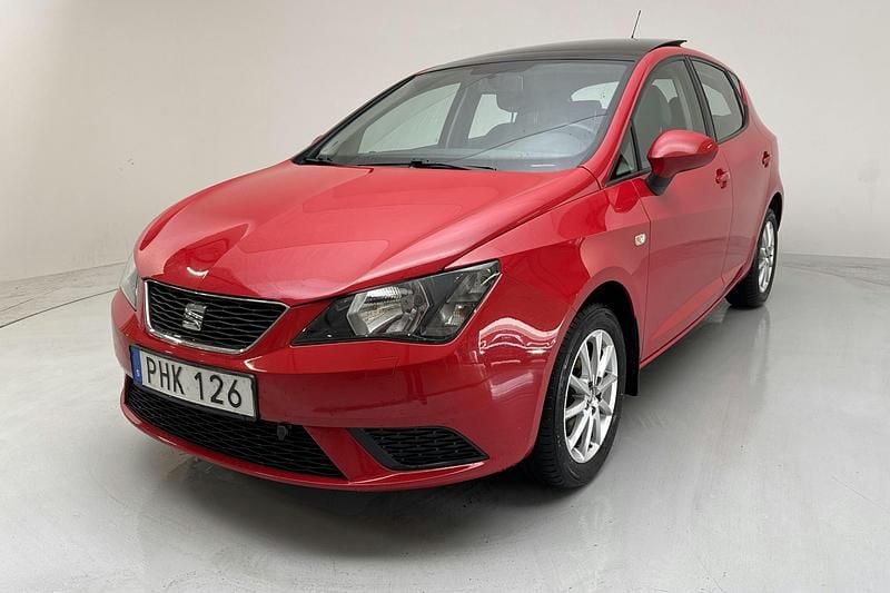 Röd Begagnad 2017 Seat Ibiza Style | 89 800 kr - Bild 1/4