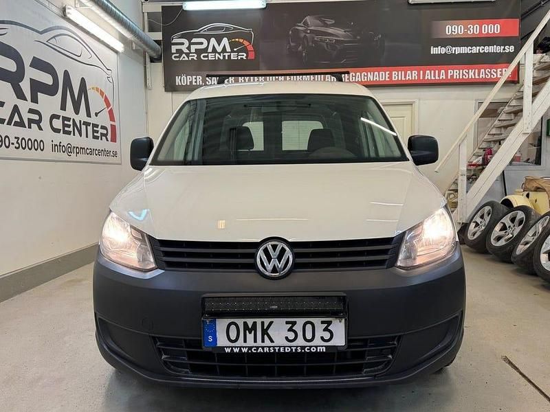 Begagnad VW Caddy 75 HK (55 kW) 2014 Vit Minibuss