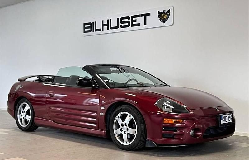 Röd Begagnad 2005 Mitsubishi Eclipse Cab | 119 000 kr - Bild 1/4