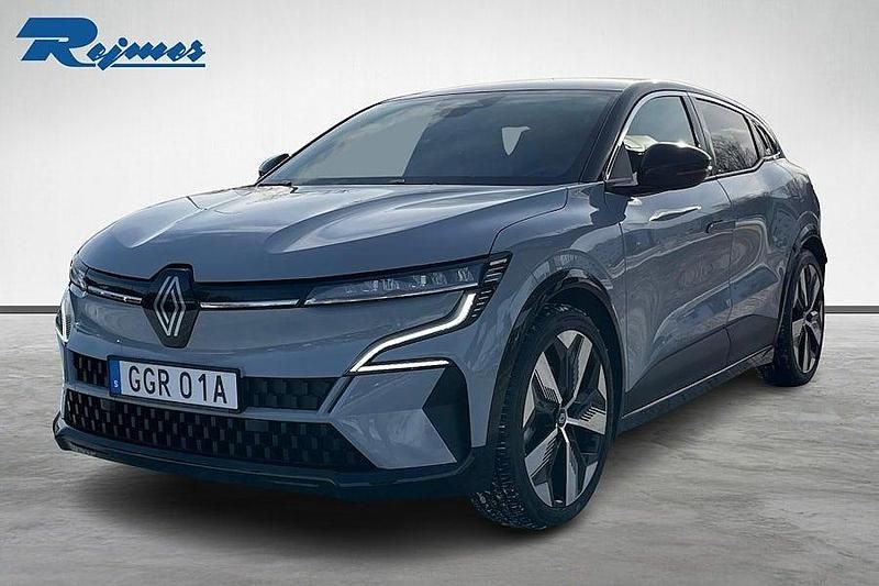 Begagnad Renault Mégane Techno 161 kW (220 HK) 2023 Grå Kombi