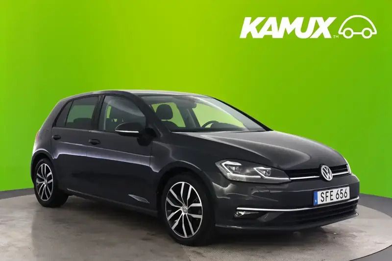 Silver/grå Begagnad 2017 VW Golf VII GT Halvkombi | 199 800 kr (Marknadspris) - Bild 1/4