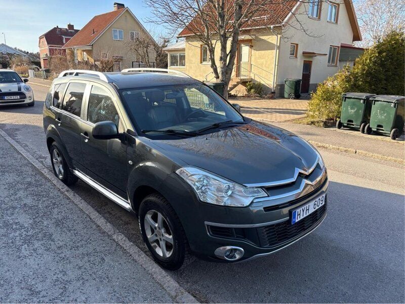 Grå Begagnad 2009 Citroën C-Crosser SUV | 55 000 kr - Bild 1/4