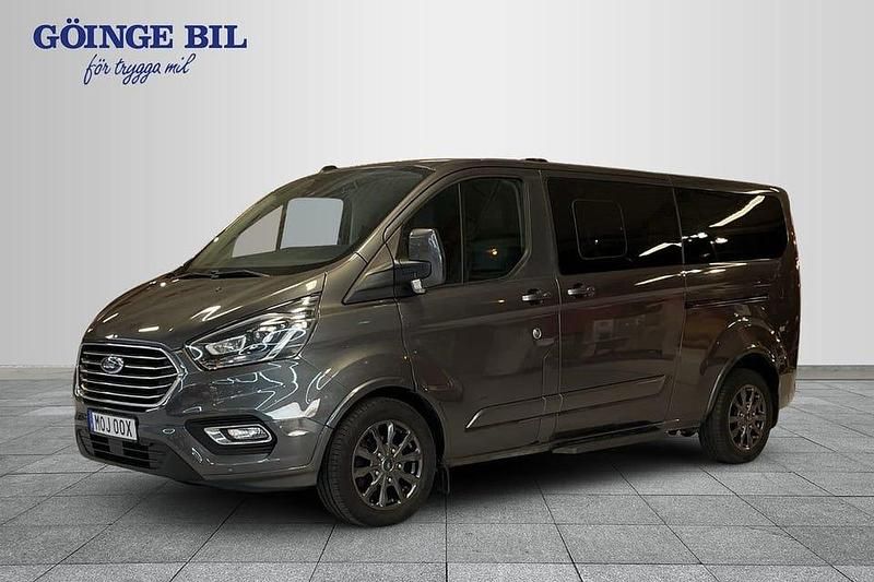 Grå Begagnad 2022 Ford Tourneo Custom Titanium Van | 399 000 kr (Lite dyr) - Bild 1/2