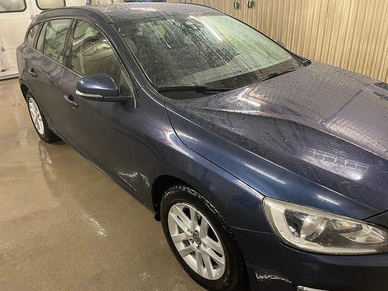 Begagnad Volvo V60 115 HK (84 kW) 2014 Kombi