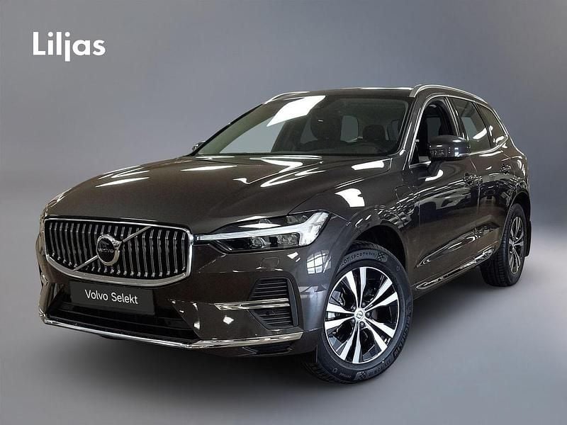 Grå Begagnad 2024 Volvo XC60 Core SUV | 519 000 kr (Marknadspris) - Bild 1/3