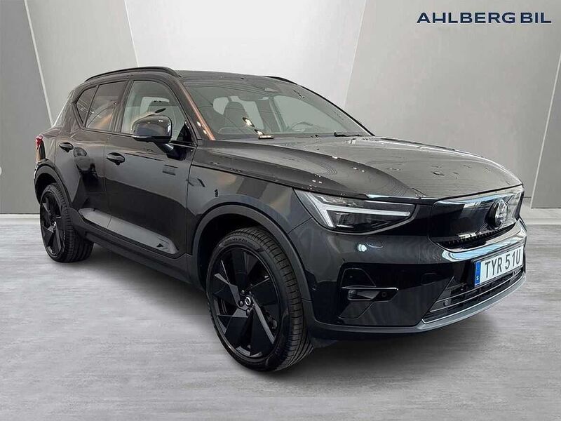 Svart Begagnad 2024 Volvo EX40 Performance SUV | 599 500 kr (Marknadspris) - Bild 1/3