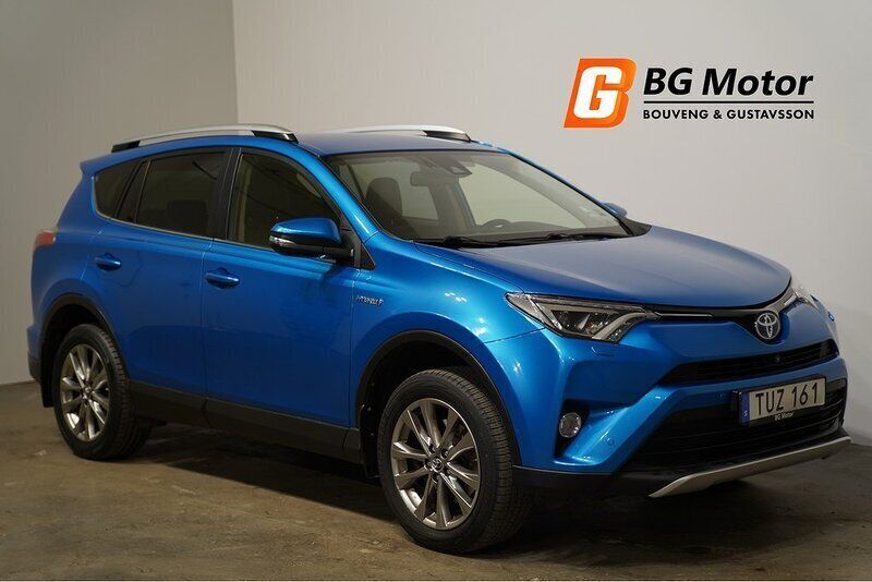 Blå Begagnad 2015 Toyota RAV4 Hybrid Executive SUV | 184 900 kr (Marknadspris) - Bild 1/3