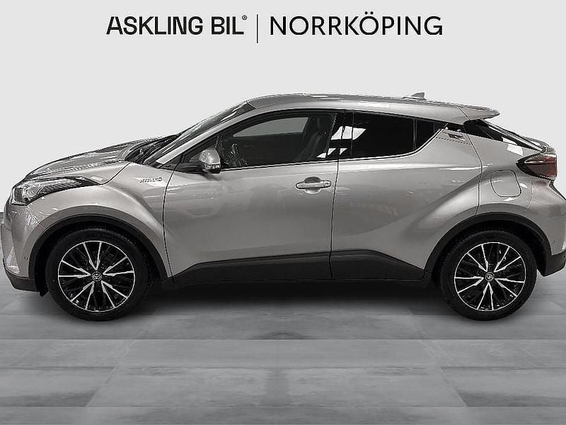 Begagnad Toyota C-HR Executive 122 HK (89 kW) 2018 Mörkgrå SUV