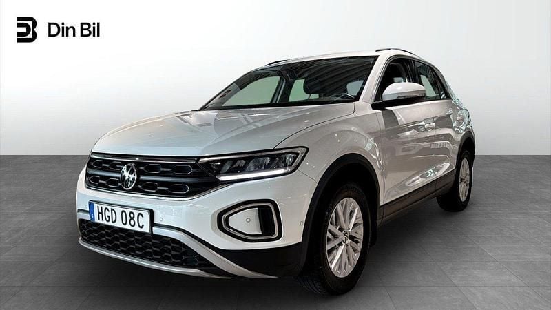 Vit Begagnad 2022 VW T-Roc Life SUV | 229 900 kr (Marknadspris) - Bild 1/4