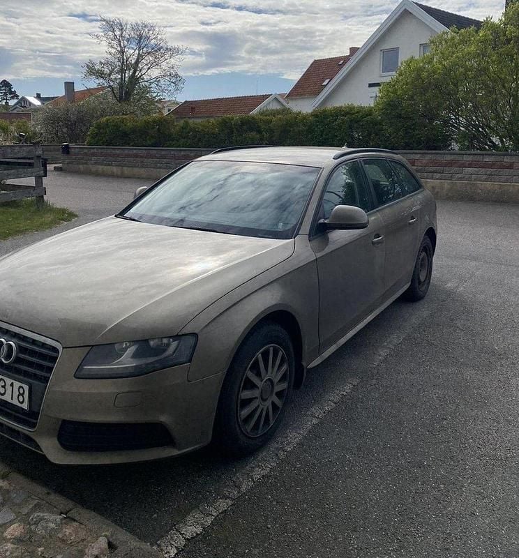 Brun Begagnad 2009 Audi A4 Kombi | 32 000 kr - Bild 1/3