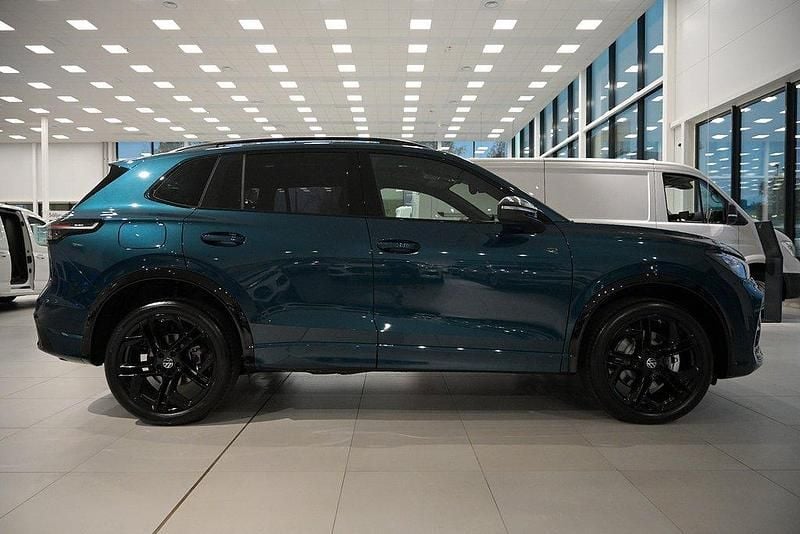 Ny VW Tiguan R-line Edition 193 HK (141 kW) 2026 Svart SUV