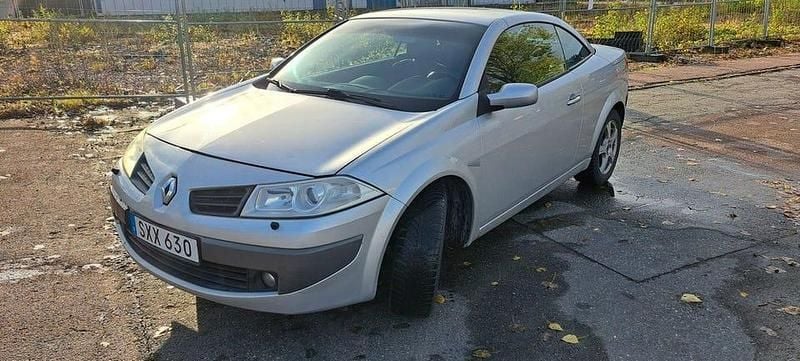 Begagnad Renault Mégane II 112 HK (82 kW) 2007 Grå