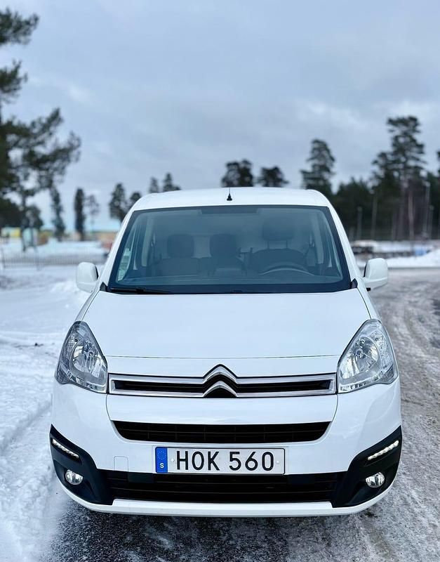 Begagnad Citroën Berlingo 99 HK (72 kW) 2017 Minibuss