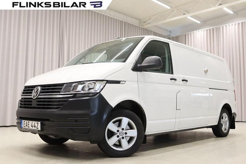 Vit Begagnad 2022 VW T6.1 Van | 369 900 kr (Superpris) - Bild 1/4