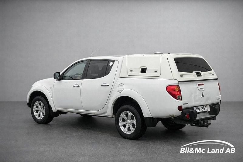 Begagnad Mitsubishi L200 178 HK (130 kW) 2011 Vit Pickup