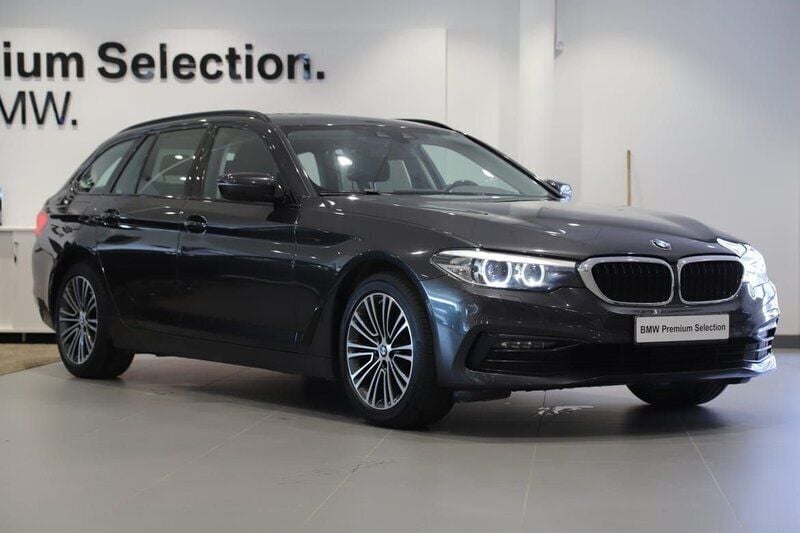 Grå Begagnad 2020 BMW 520 Kombi | 279 000 kr (Marknadspris) - Bild 1/3