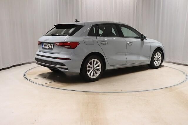 Begagnad Audi A3 Proline 150 HK (110 kW) 2024 Pilgrå pärleffekt